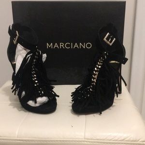 Marciano Black Suede PMCASSIE-EU 4-3/4” Heels